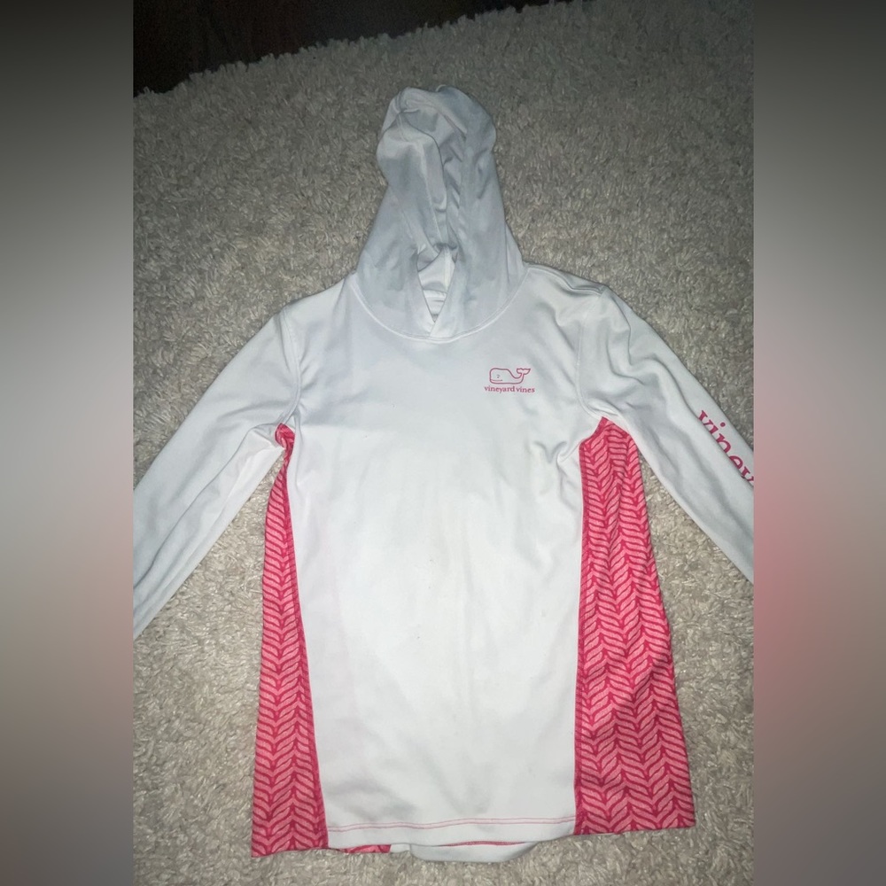 Kids Vineyard Vines light weight pullover with hood